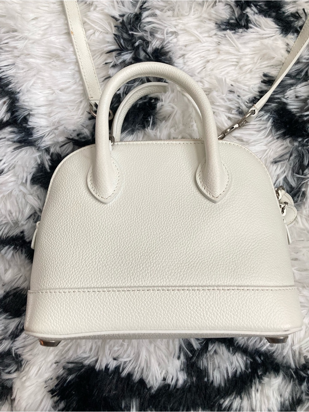 Balenciaga Cream Leather Mini Top-Handle Bag with Pink Logo - Picture 4 of 13